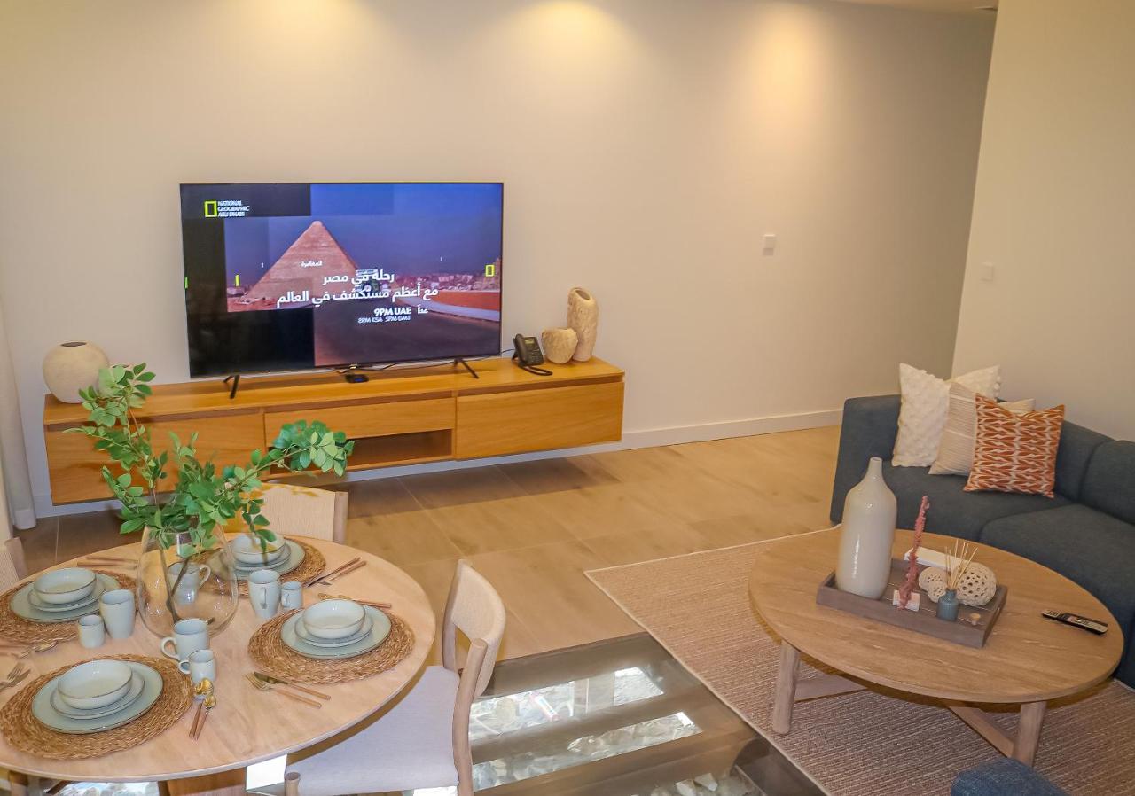 Lagoona Beach Luxury Resort And Spa Manama Eksteriør bilde A living room in a typical apartment